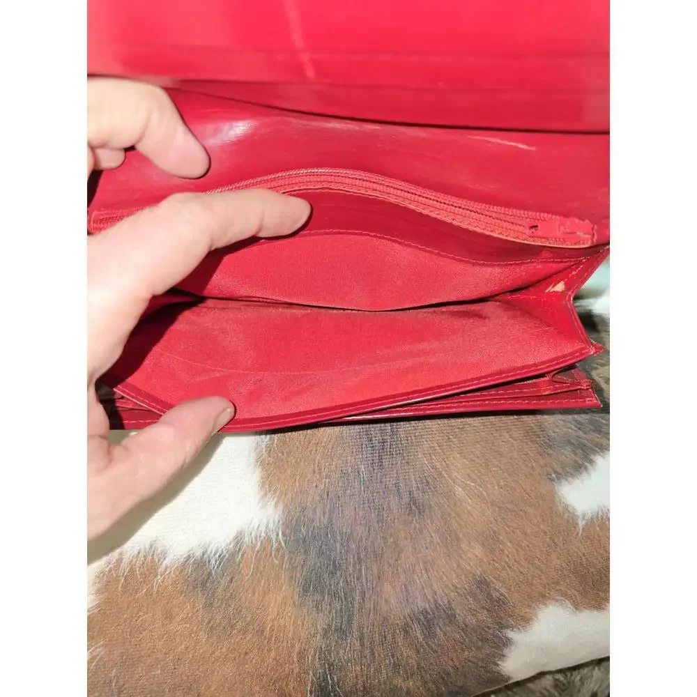 Red Prada Wallet - Picture 5 of 14